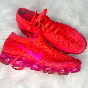 Pink Nike Vapormax
